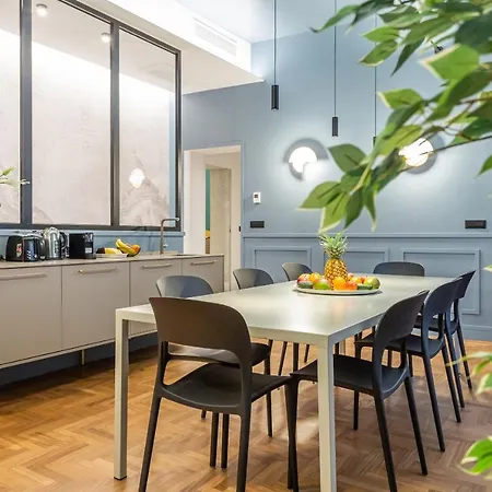 Apartament Monti Exclusive 3 Bedroom Apartment *