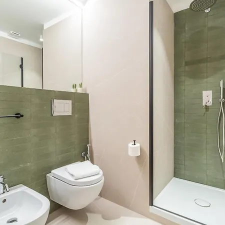 Monti Exclusive 3 Bedroom Apartment Rzym