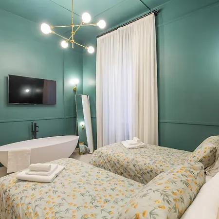 Monti Exclusive 3 Bedroom Apartment Rzym